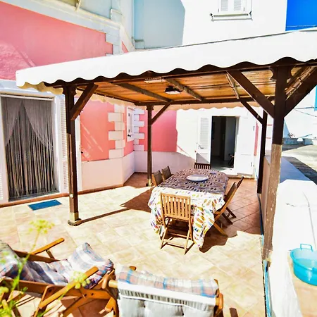Solemareponza Casa Dell'acqua * פונזה