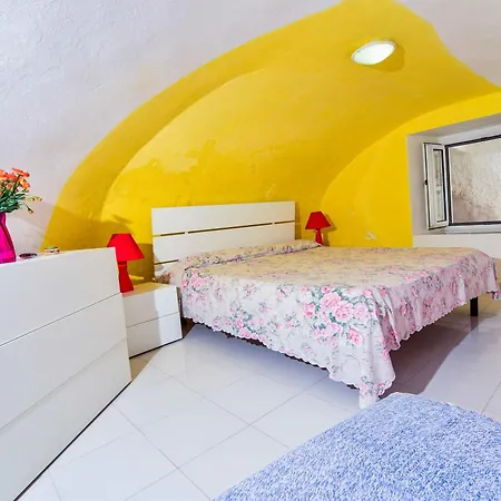 Solemareponza Casa Dell'acqua * פונזה